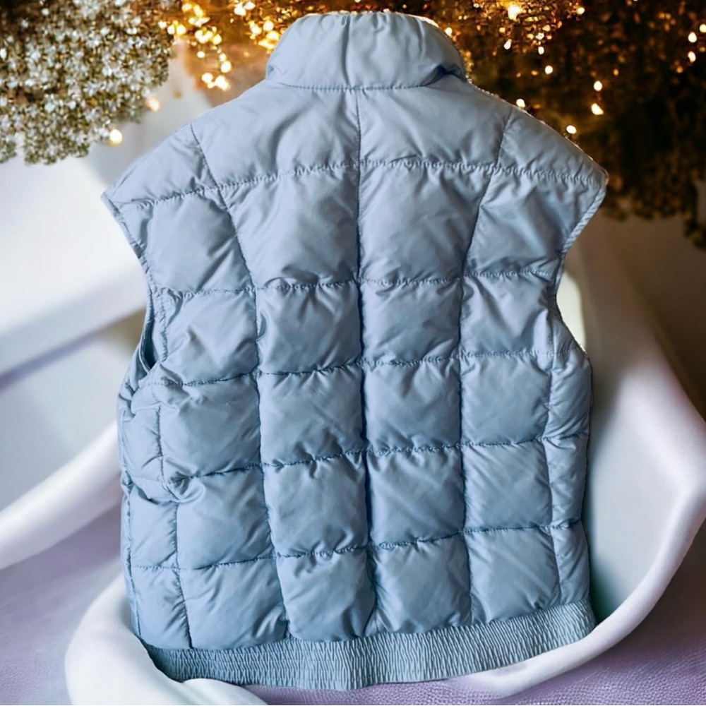 Women’s Ski Wear Puffer Vest By ROFFE Size M Ice Blue Color VINTAGE - Picture 8 of 9